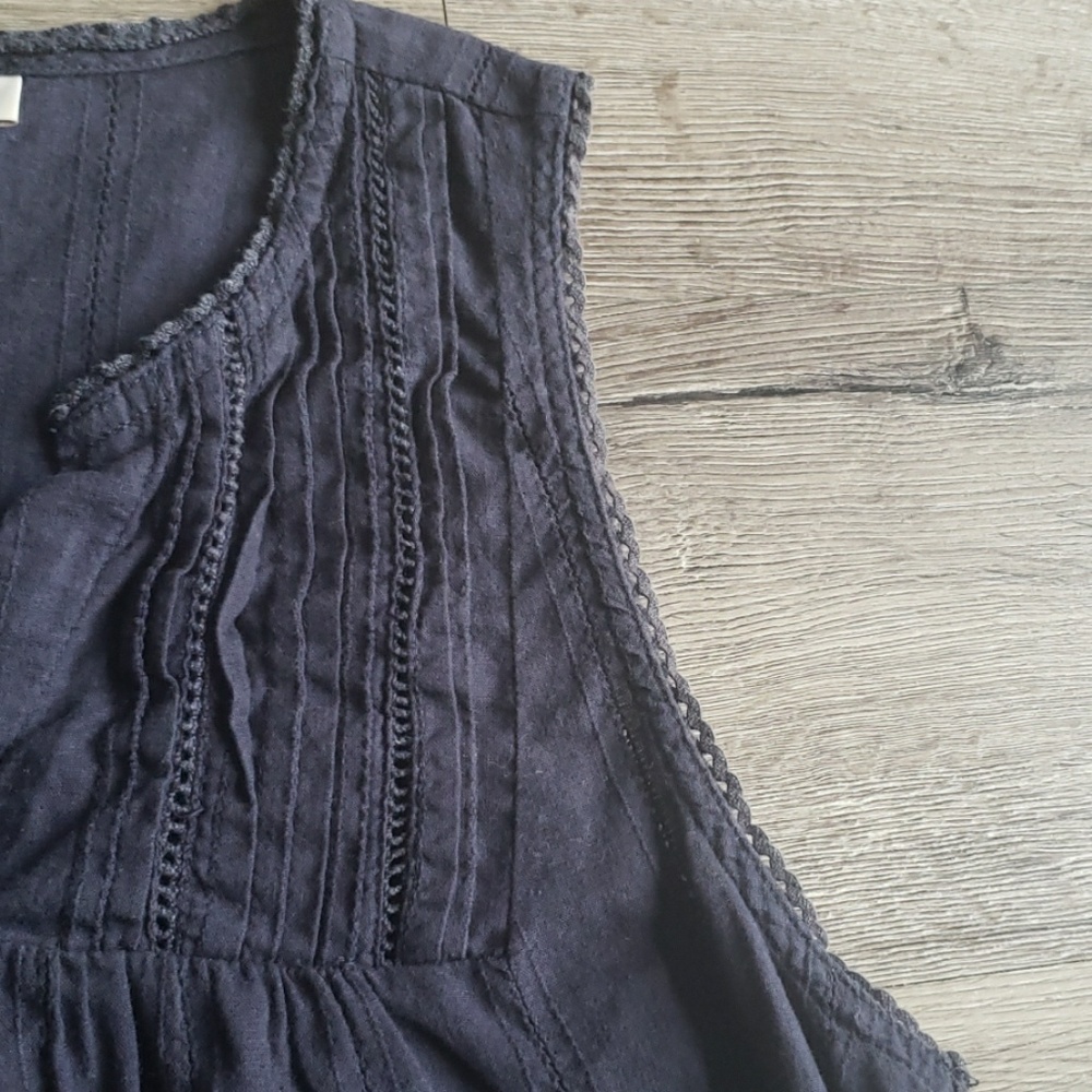 LOFT Sleeveless Top - Picture 4 of 5